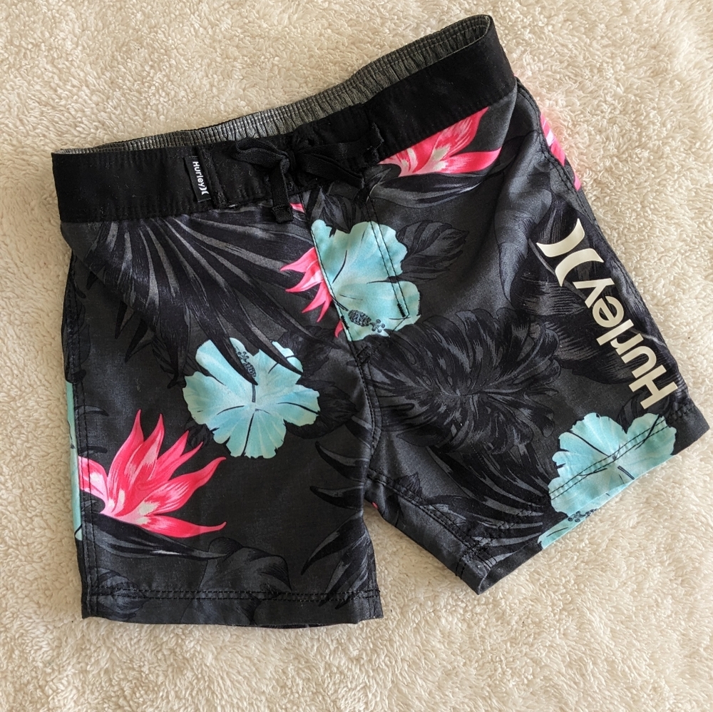 Hurley Toddler Swim Trunks. Tropical Flower Print. Black. Size 2T